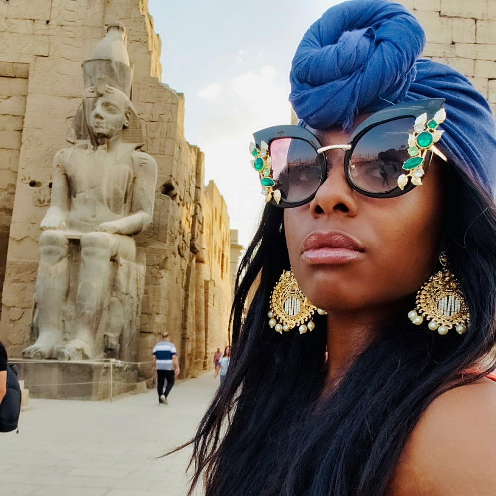 I'm a buyer. Nothing for sale. Ever. IG: @glitznglamaris